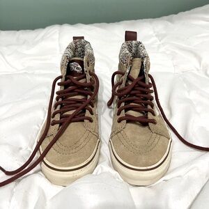 Vans SK8-HI size M5/W6.5 BARELY WORN